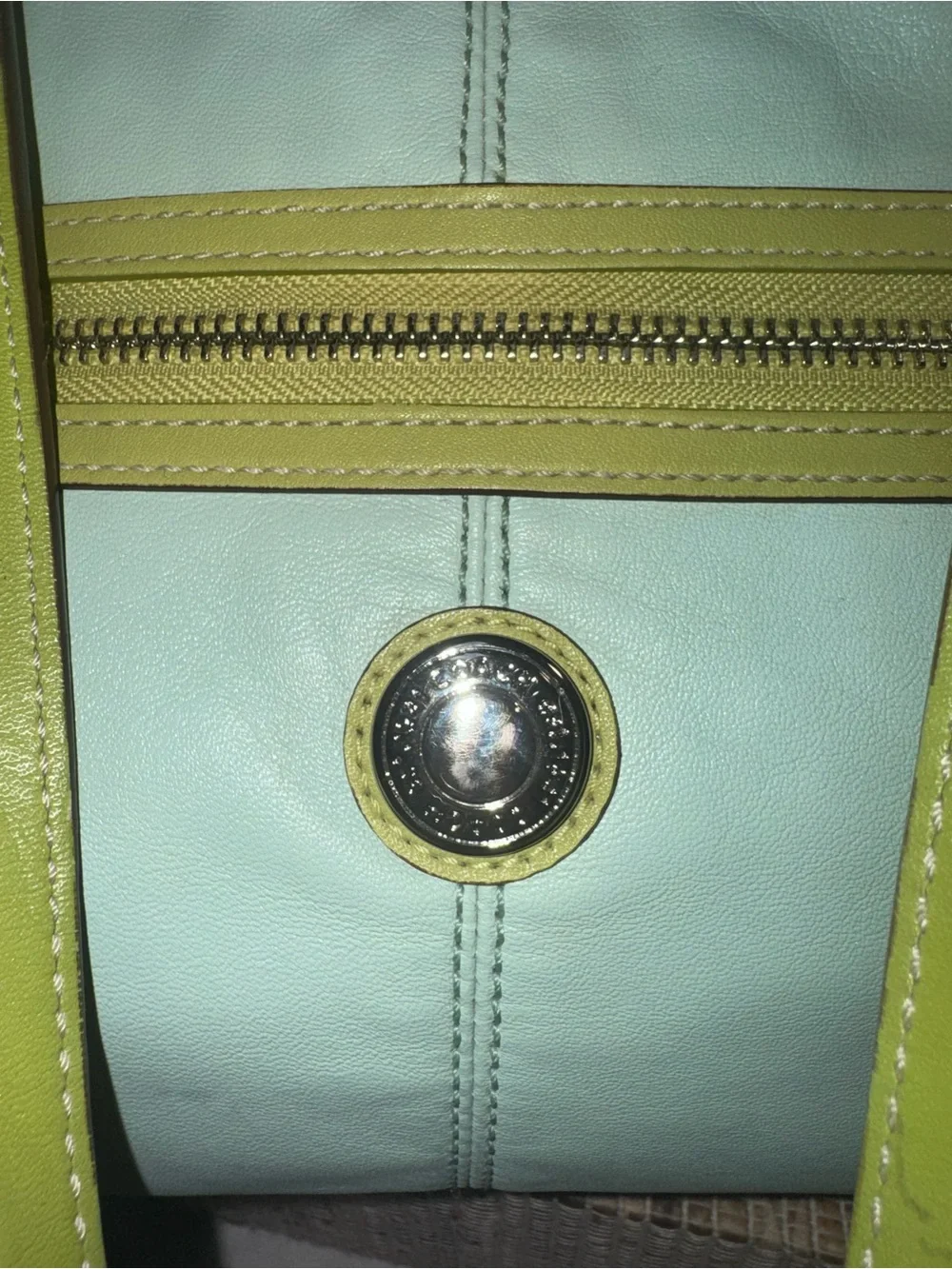 RARE EUC Coach KISS LOCK Two Tone Palette Green Leather with Lime Trim  PRETTY